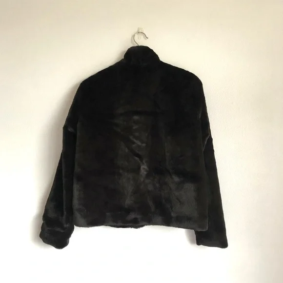 NWT Only (ASOS) Black Faux Fur Jacket Size Medium